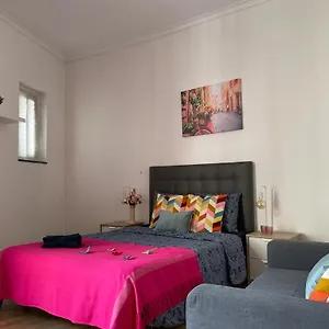 Albergue By La Rambla Rooms, Barcelona
