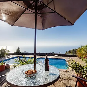 https://la-verada.in-canary-islands.com